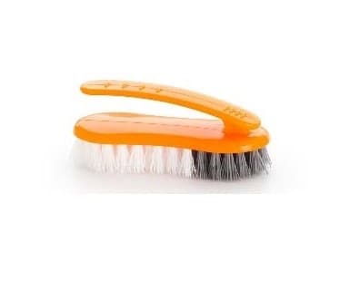 Cepillo multiusos de mano con asa cerdas resistentes